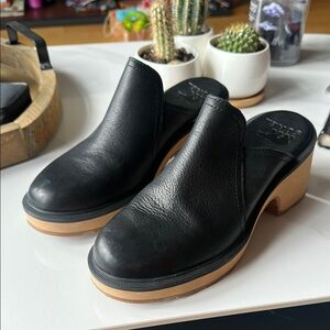 SOREL WOMEN'S HI-LINE™ HEEL MULE, black, size 7.5